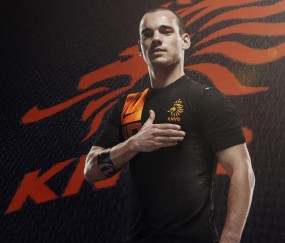 北欧新王登基！哈兰德英超93球里程碑，正式超越传奇索尔斯克亚