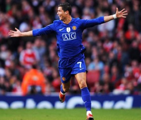 埃芬博格盛赞双星支柱作用，基米希与施洛特贝克赋予德国战车坚实根基